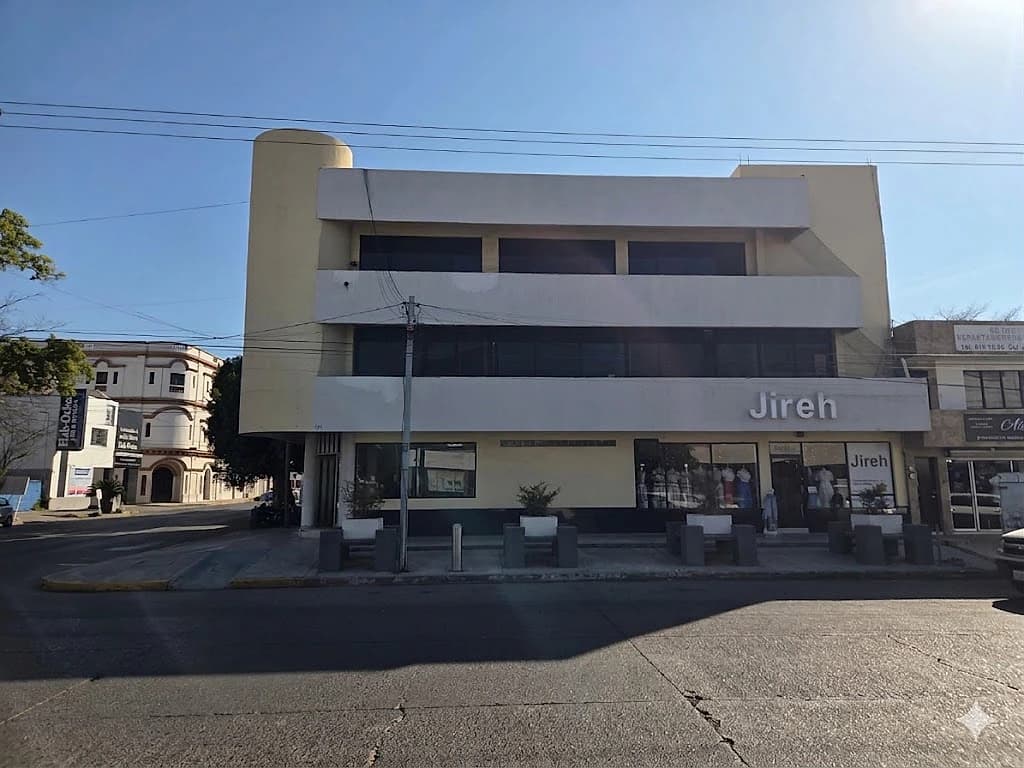 Edificio en Venta Ubicacion estrartegia en puro centro de los mochis