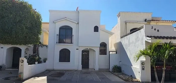 13_1721 | En Renta Casa Amueblada, Residencial Montebello | Realhaus