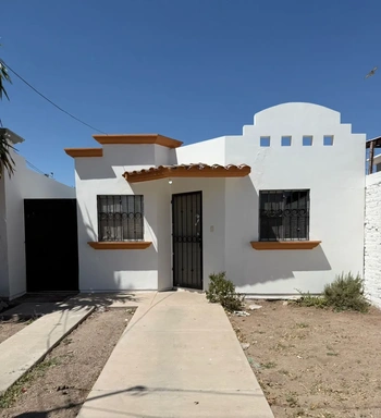 5_2855 | CASA EN RENTA AMUEBLADA 2 REC PRADOS DEL SUR | Realhaus