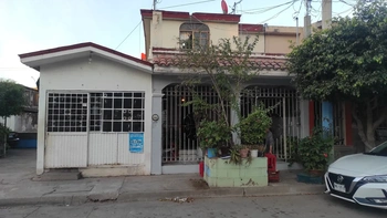 14_1976 | CASA EN VENTA | Realhaus